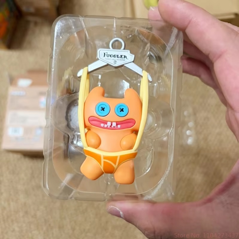 Official Fuggler X Jaka Blind  - Vinyl Figure Blank review and price