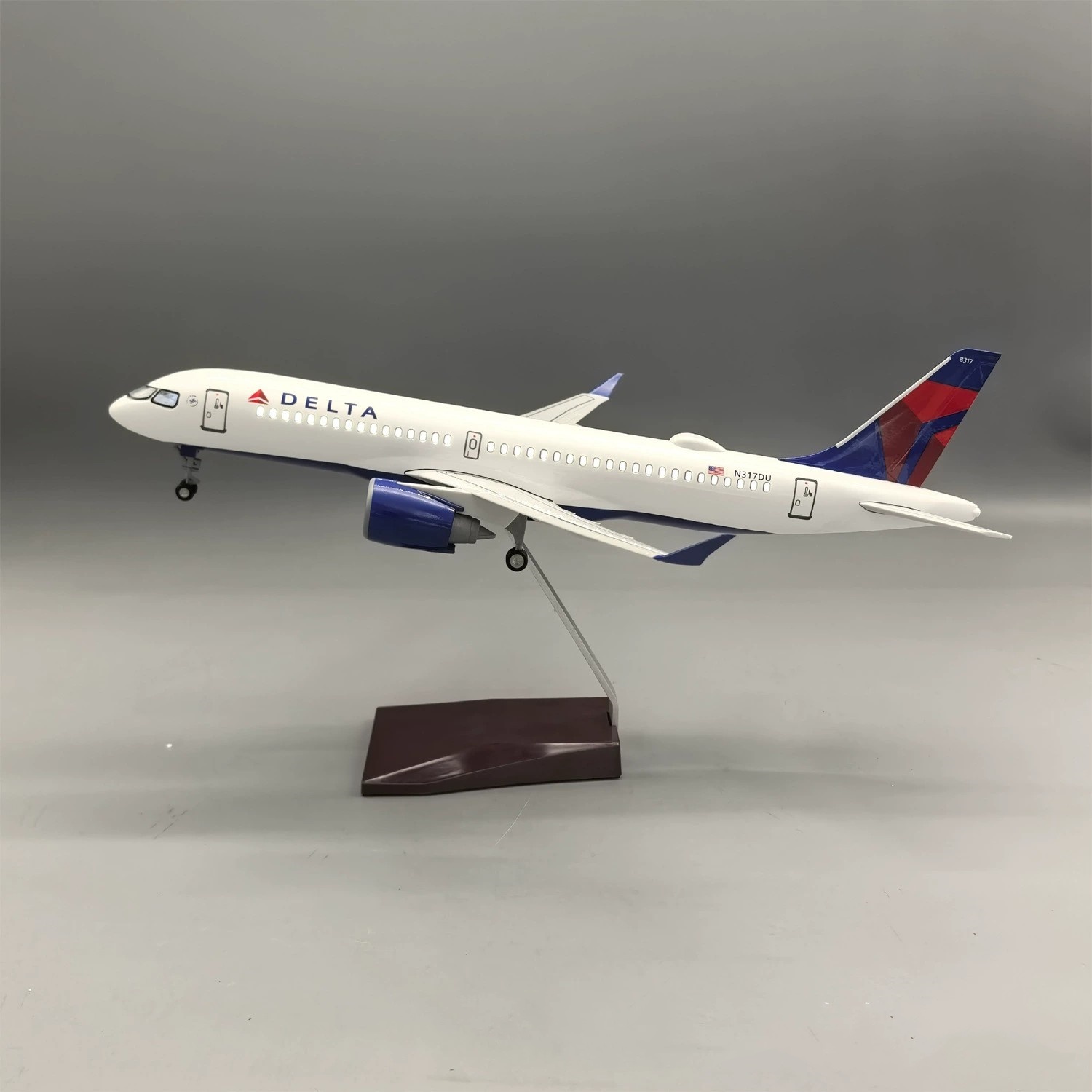 1/100 Scale Delta Air A220-300 - Model Airplane Plastic review and price